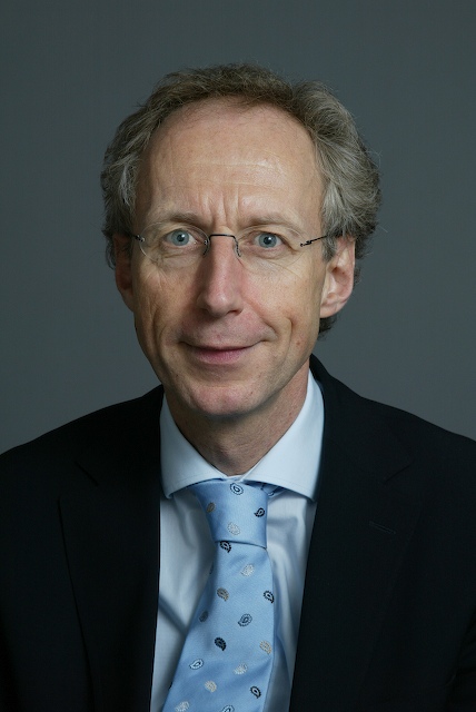 Peter Knip, Director de VNG International